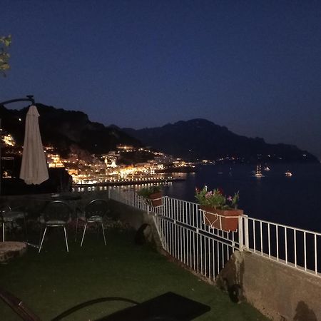 Appartamento Di Raphael Con Discesa Privata Al Mare Amalfi Dış mekan fotoğraf